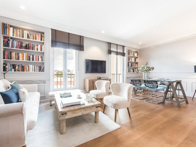 Design duplex in the Recoletos neighborhood