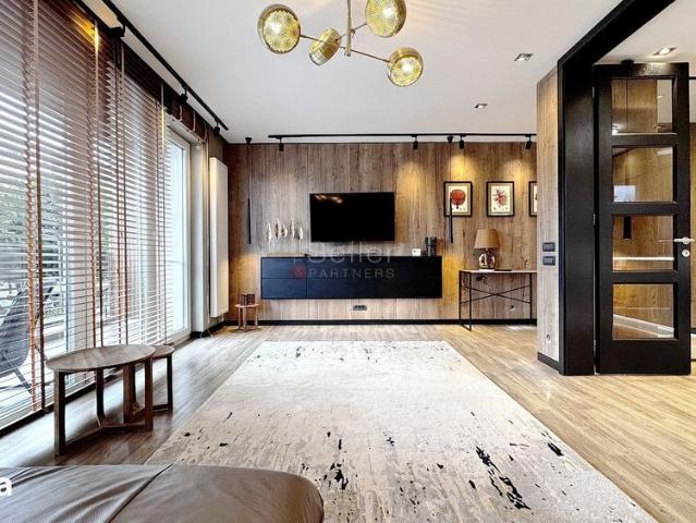 Design Exclusivist