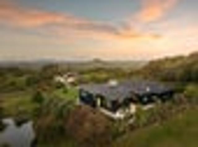 Design Led Living with Panoramic Views