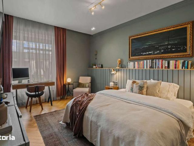 Design Penthouse with Lake View | 2 Parking Spots and Storage