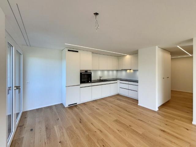 Design trifft Wohnkomfort totalsanierte 3.5 Zimmer Wohnung mit Weitsicht