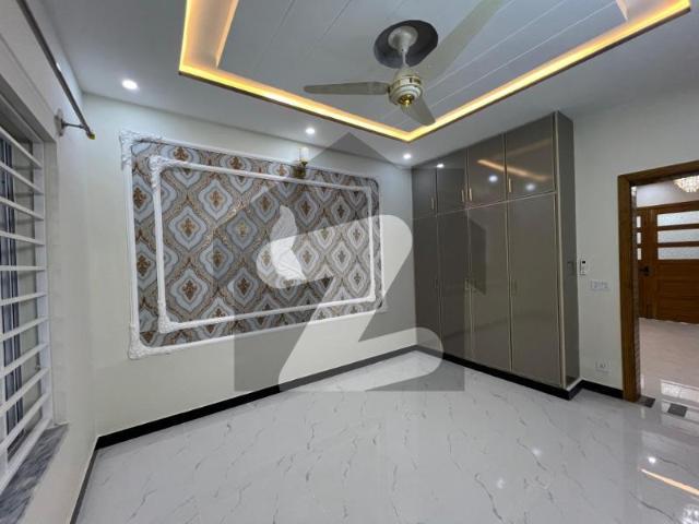 Designed For Family Living. Built To Generate Income. G 13/2