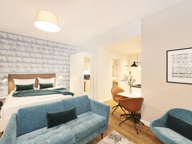 Designer apartment in the centre of Mitte with spa and fitness room use, Bremen Amsterdam Apartments for Rent