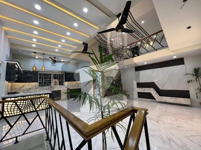 Designer House available for rent Bahria Town Phase 8