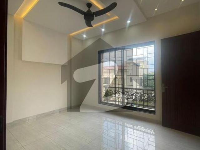 Designer House Available For Sale 7 Marla Bahria Town Phase 8 Safari Valley