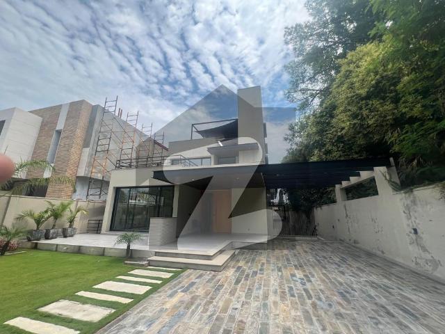 Designer House for sale F 8