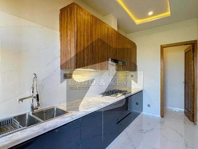 Designer House ideal Location Bahria Town Phase 8
