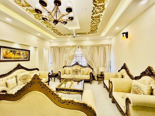 Designer Kanal Owner Built Kanal House Near Central Park Just 2 Years Used