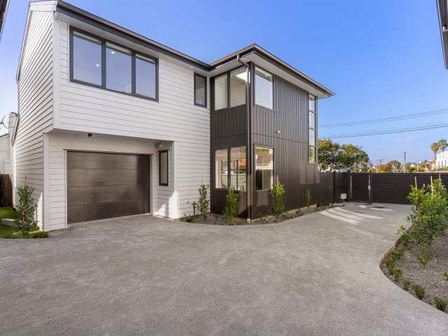 Designer Living | Brand New Luxury | Unbeatable Location 15 Konini Road Greenlane, Auckland