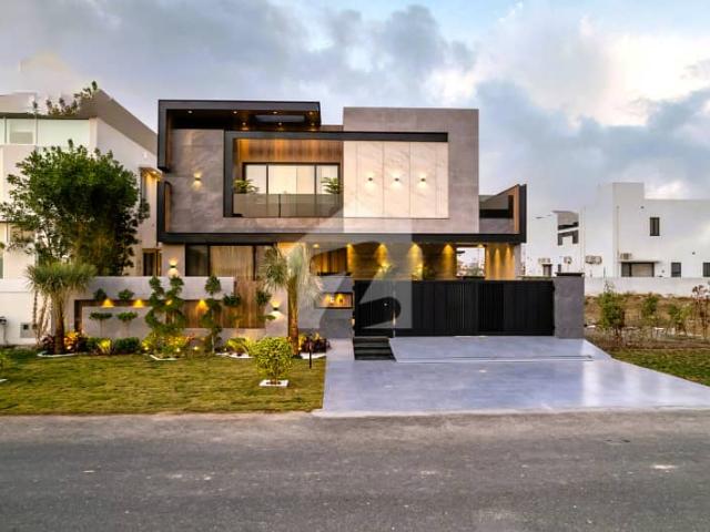 Designer Masterpiece Villa DHA Phase 7, Fully Owner Built Basement Servant + Designer Finish Hot Deal
