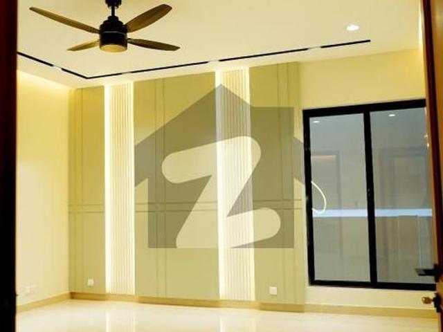 Designer Single Unit House Avaliable DHA Phase 2 Sector G