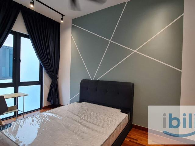 Designer suite Medium Bedroom with Aircond @ pacific Star nearby Jaya One. Hottest Place in PJ