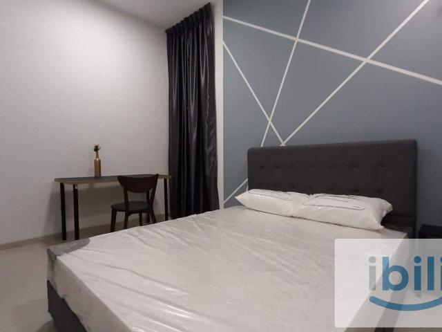 Designer suite Medium Bedroom with Balcony & Aircond