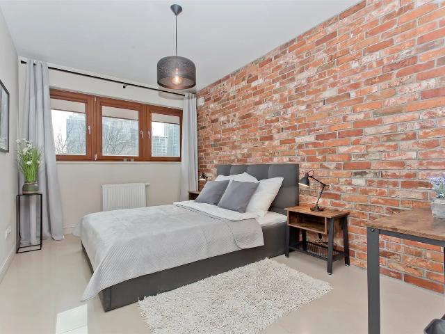 Designerski apartament w inwestycji w Śródmieściu