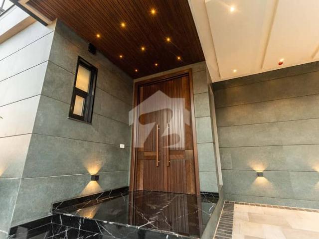 Desire homes offer most reasonable furnished bungalow for sale near timhortons