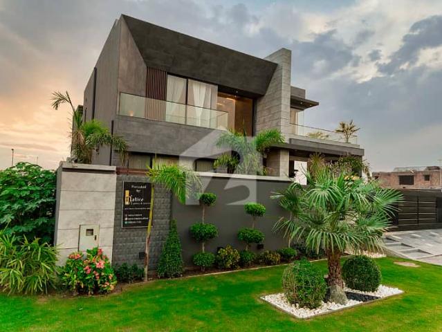Desire homes offers kanal signature bungalow for sale near care four