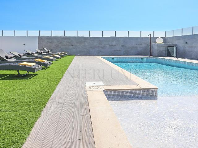 Deslumbrante Moradia Contemporânea de 4 Quartos com Vista Panorâmica na Guia