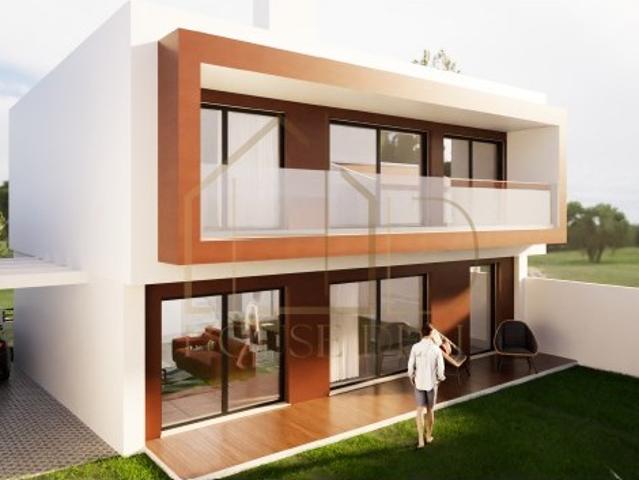 Deslumbrante Moradia Isolada T4 com Pérgola. Quinta do Torrão. Palhais