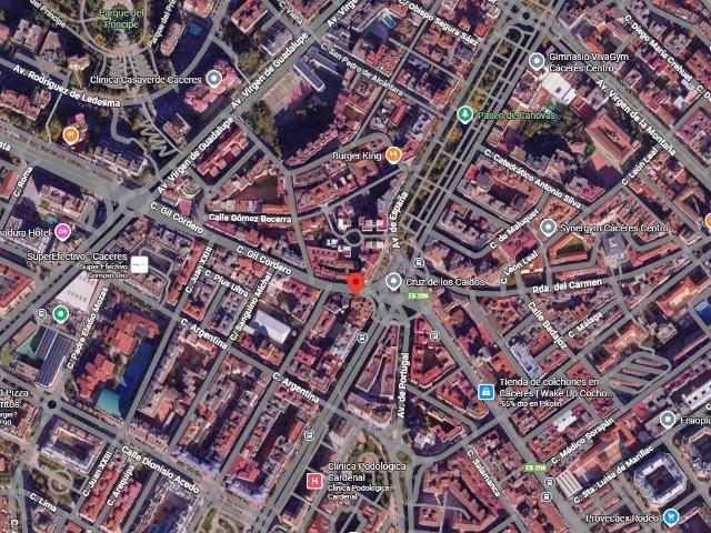 Despacho de alquiler en el centro de Cáceres