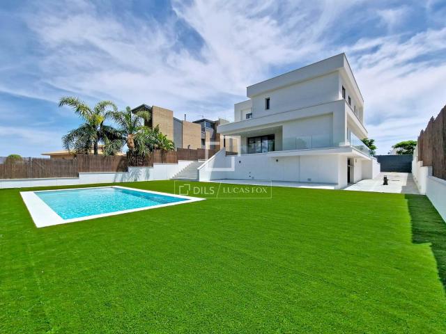 Despertar cada mañana con el mar como telón de fondo, disfru. 380m² Vilanova I la Geltru