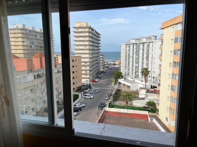 DESPIERTA CADA DÍA CON VISTAS AL MAR – APARTAMENTO CON PISCINA Y GARAJE A 200 METROS DE LA PLAYA