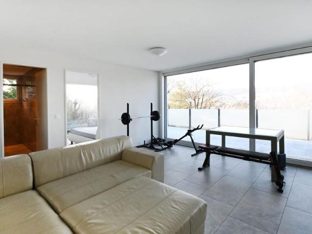 Detached 6.5 room single family house with a panoramic view built in 2017