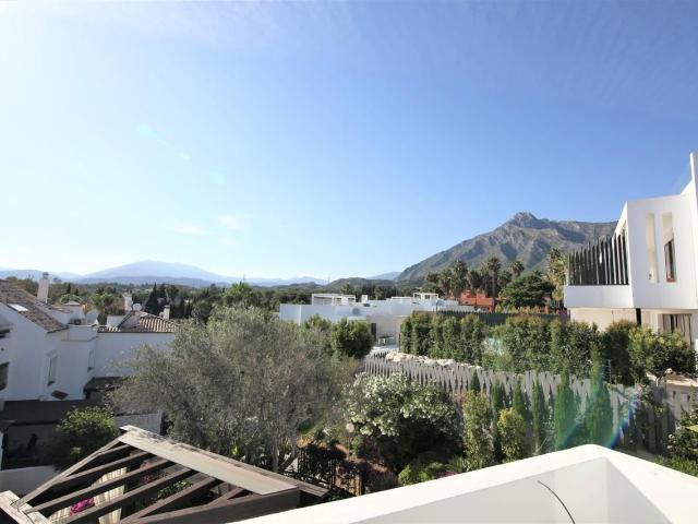 Detached Villa in The Golden Mile