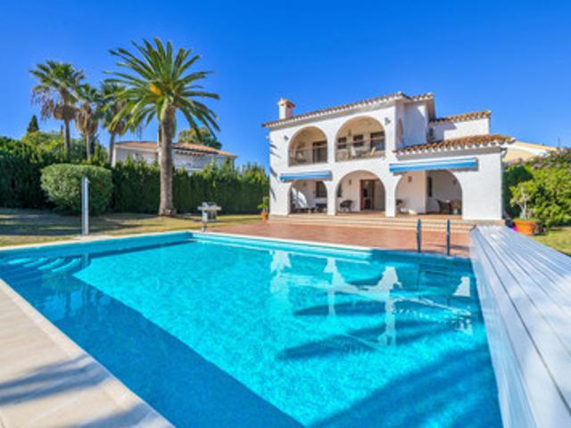 Detached Villa in Atalaya