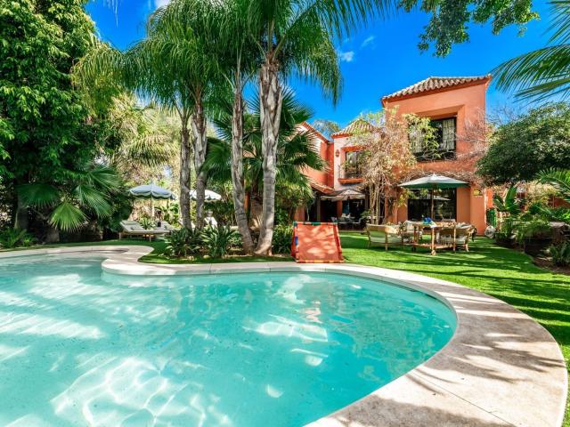 Detached Villa in Marbella