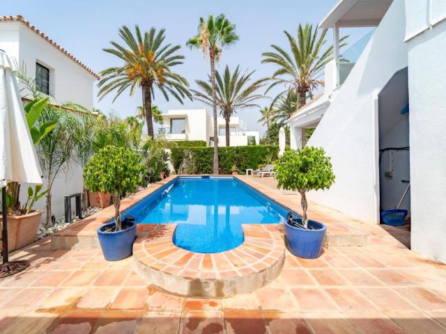 Detached Villa in Marbesa