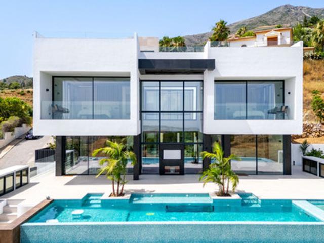 Detached Villa in Mijas