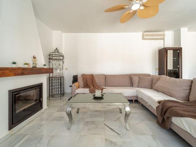 Detached Villa in Nueva Andalucía