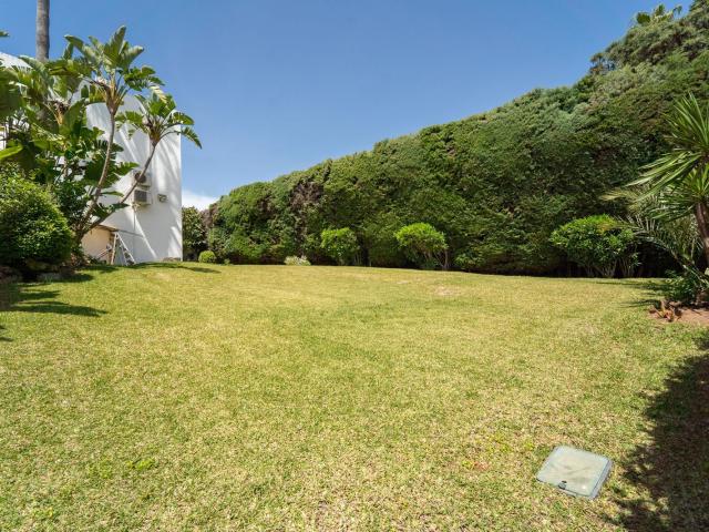 Detached Villa in Nueva Andalucía
