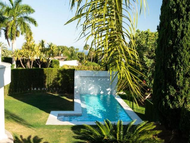 Detached Villa · Nueva Andalucía