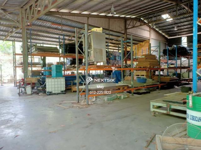 Detached Factory Warehouse Bukit Rambai Melaka High Roofing Good Condition for Sale
