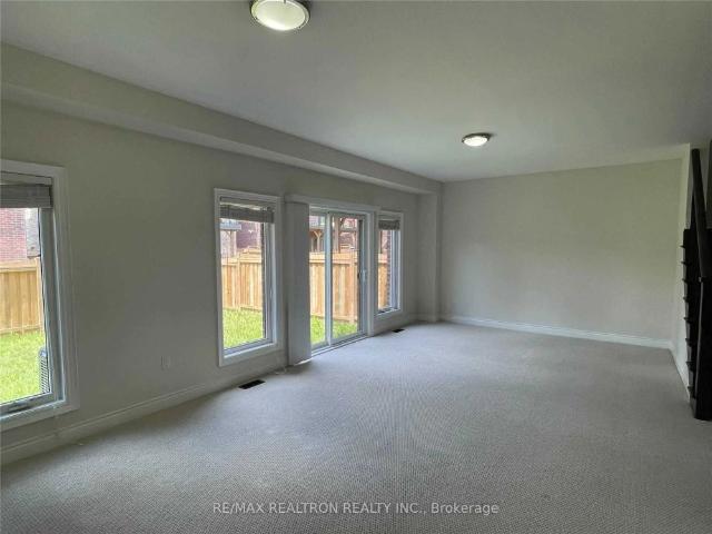 Detached Home For Lease | W9048796