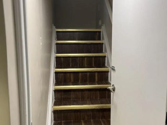 Detached Home For Lease | W9074863