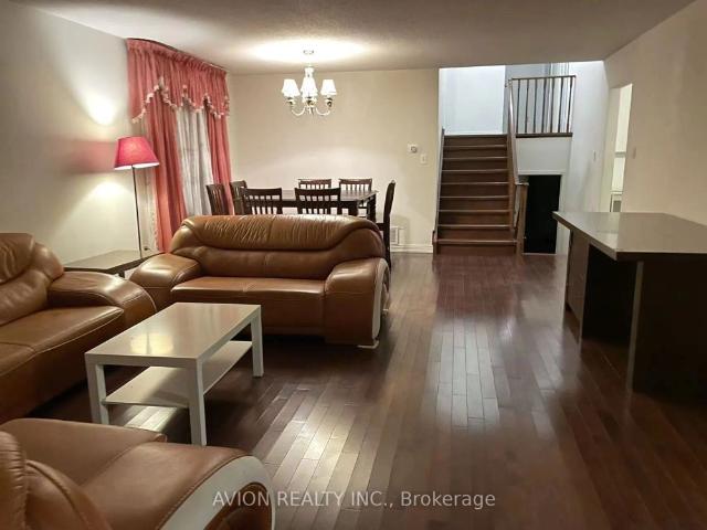 Detached Home For Lease | W9255030