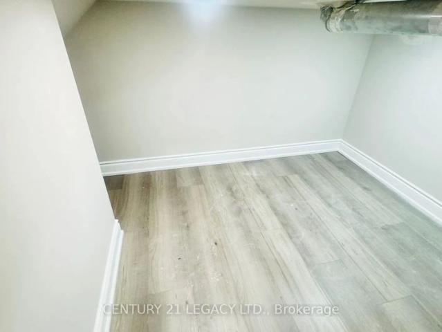 Detached Home For Lease | W9229421