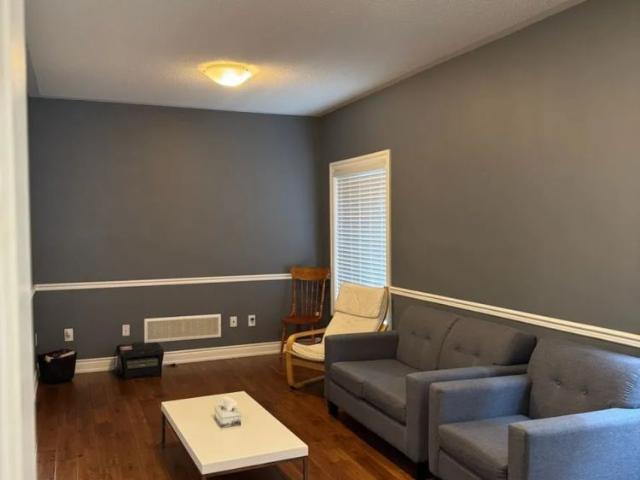 Detached Home For Lease | W9237250