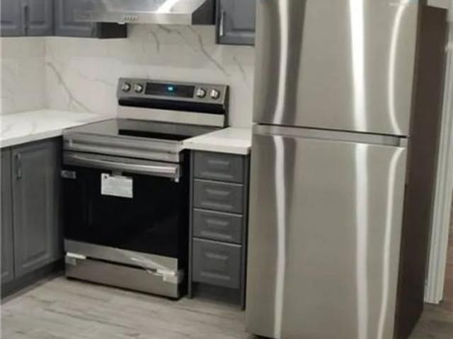 Detached Home For Lease | W9238503