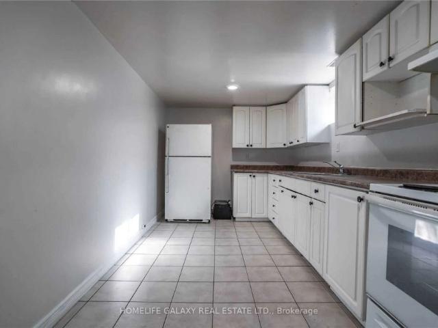 Detached Home For Lease | E8430244
