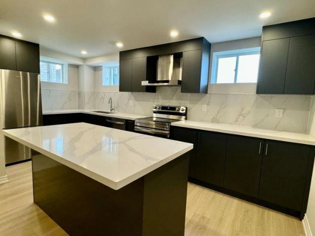 Detached Home For Lease | E9231024