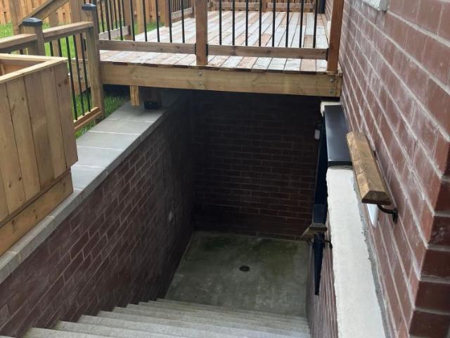 Detached Home For Lease | E9233423
