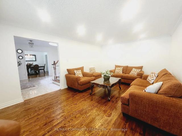 Detached Home For Lease | E9237552