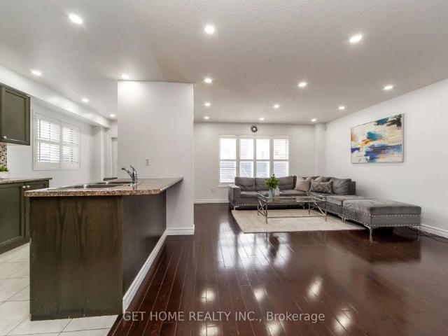 Detached Home For Lease | E9239530
