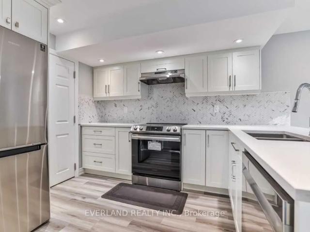 Detached Home For Lease | N9246525