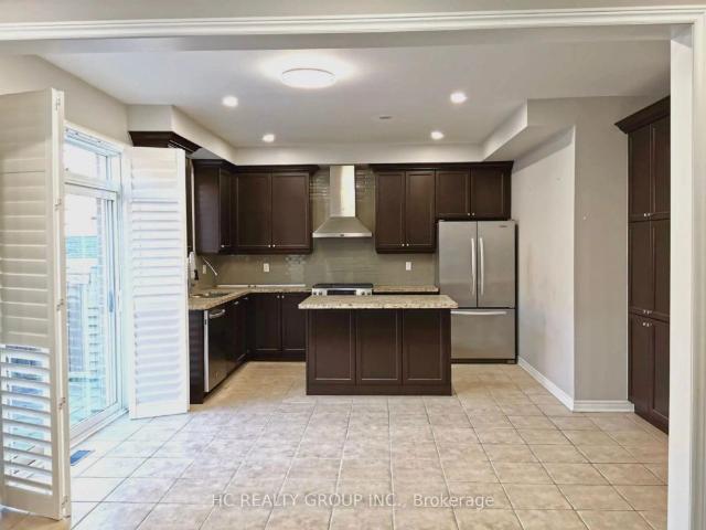 Detached Home For Lease | N9250703