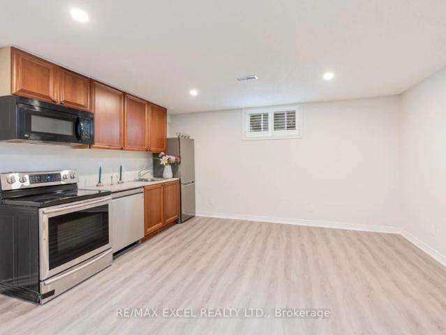 Detached Home For Lease | N9256054