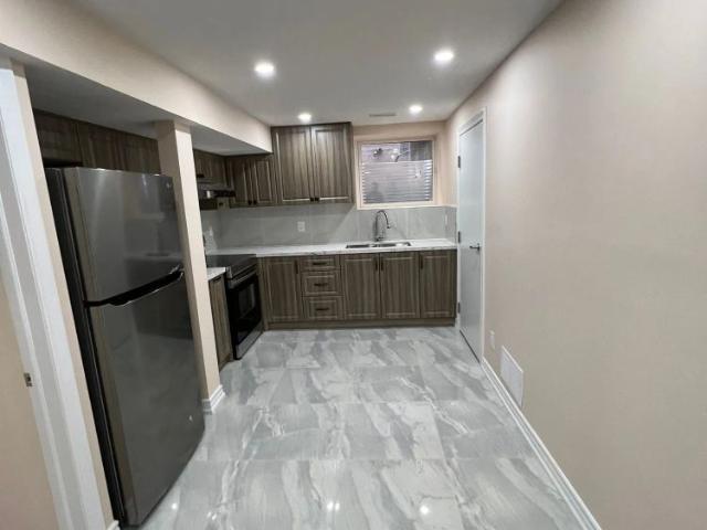 Detached Home For Lease | N9231725
